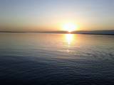Закат с южного берега озера Иссык-куль